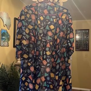 Brand New Lularoe Kimono/Coverup Size M Can fit Large/XL
